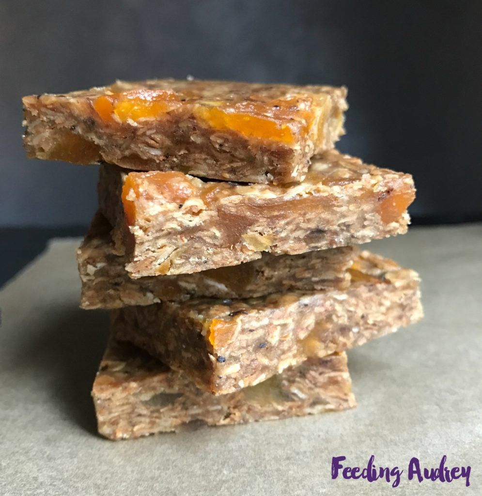 No Bake Apricot Granola Bars www.redkitchenette.com