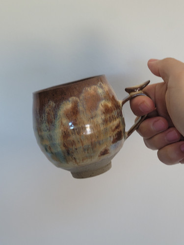 Bird handle cup