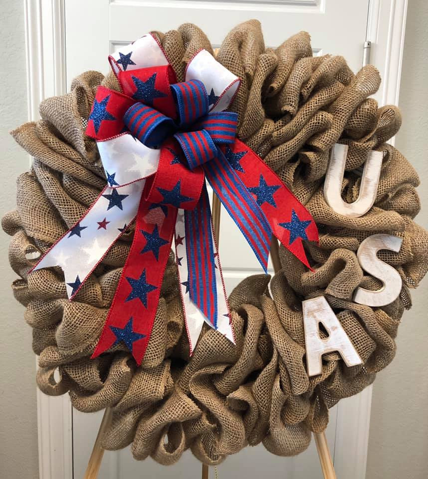 USA Burlap Wreath