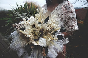 Bouquet mariage fleurs séchées Chardon et Pissenlit