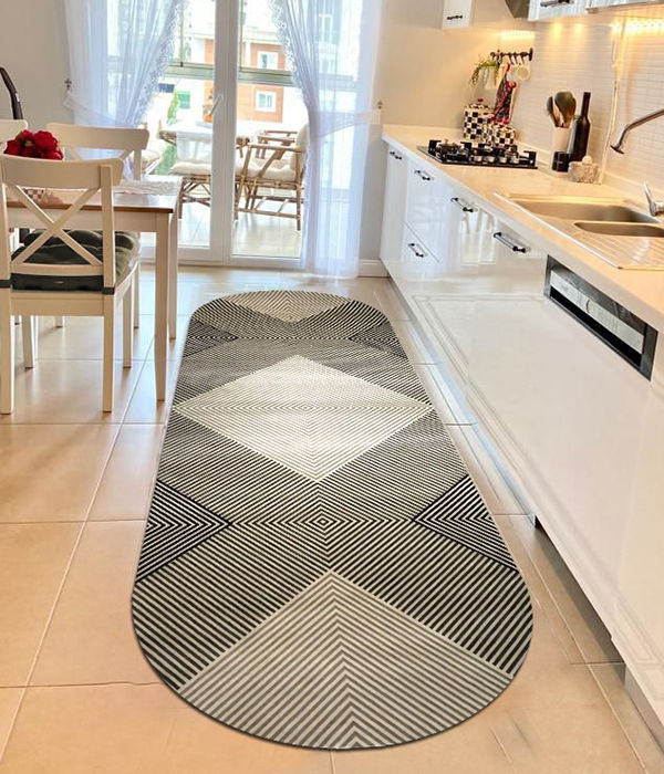 Geometrik Bej Oval Kaymaz Taban Halı