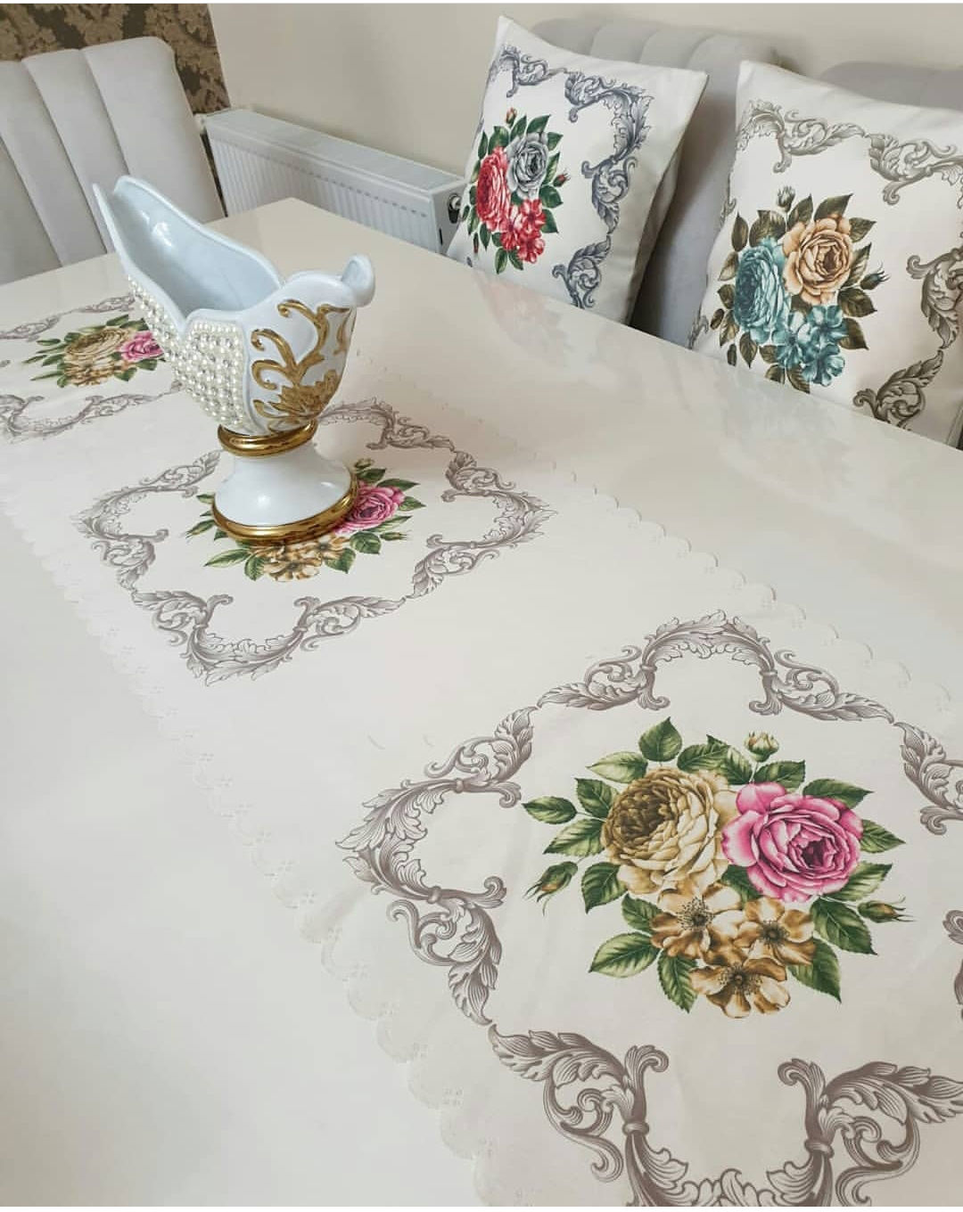 Pembe Gül Bordürlü Runner 40x140cm