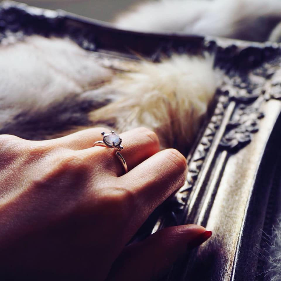 サムネイル： RainbowMoonstone Ring