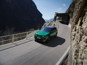 4 大品牌、10 輛全新車款、共 19 輛展車將攜手公開亮相寶嘉聯合將以最強產品陣容迎接 2026 台北新車暨新能源車大展