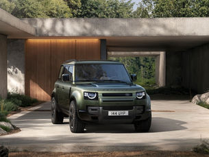售價 305 萬元起，單一 Ingenium 3.0 柴油動力設定！Land Rover Defender 2026 年式發表！