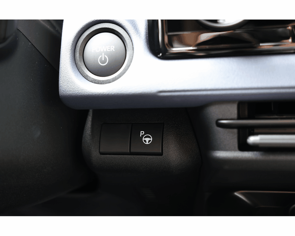 Advanced Park 是 Solterra XT 獨家配備