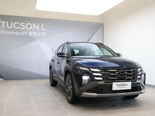油電車全面客車認證、售價 111.9 萬起!Hyundai Tucson L Premium 加配備降價搶攻市場!