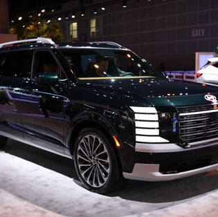 搭配 2.5HEV、七人座設定！Hyundai Palisade 即將於 2026 台北車展亮相！