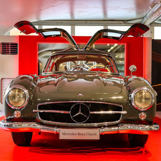 《Mercedes-Benz 慶祝汽車發明 140 週年特展》盛大開展、北高接力同慶