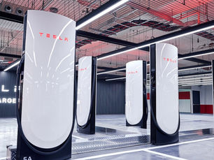 Tesla 啟用全台最大 V4 超級充電站台北大巨蛋限時三天免費充電