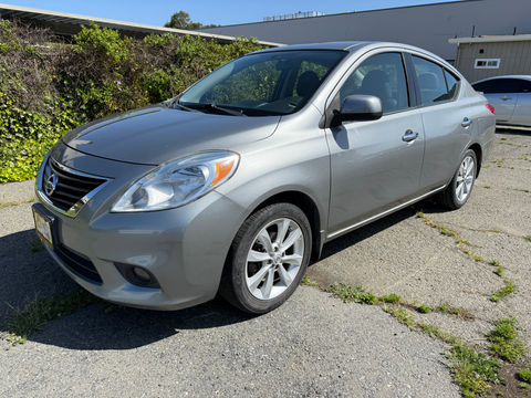 2014 Nissan Versa SL