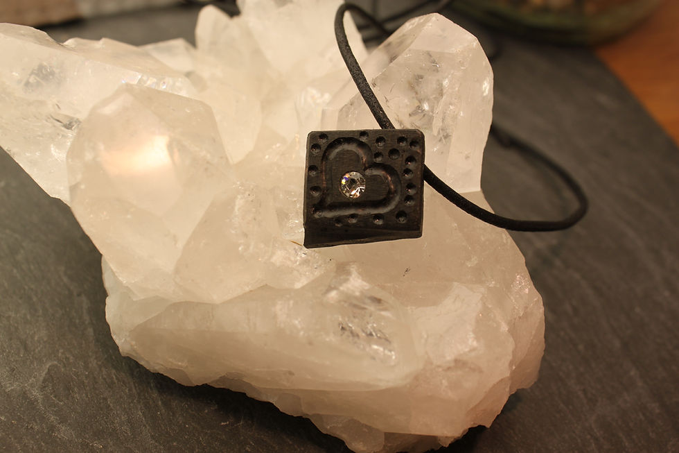 Miniaturbild: Mooreiche Swarovski-Elements