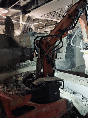 Robot démolition béton armé
