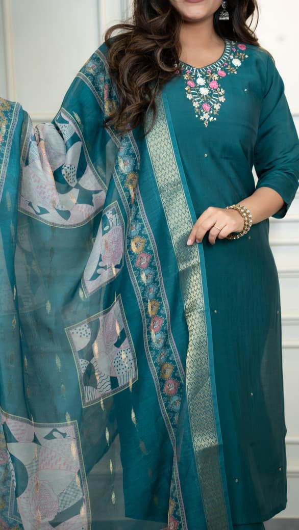 Thumbnail: Premium Roman Silk Suit Set
