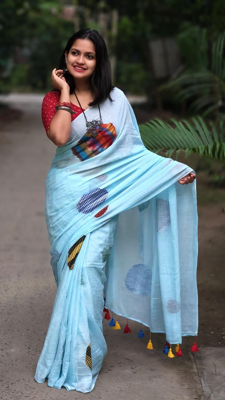 Thumbnail: Mul Cotton Saree with Gamcha Stitch 
