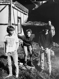 Yeastie Girl Cammie with some of the members of Loveslug on tour somewhere in Europe, 1988. ©Cammie Toloui All rights reserved