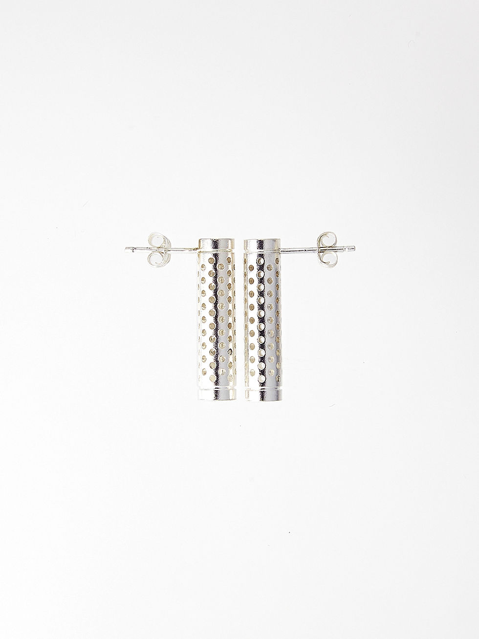 PINA BAR STUD EARRING