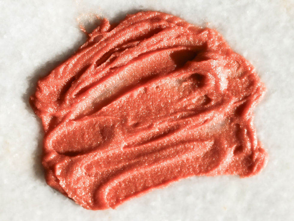 Texture of Shimmer Tallow for Glowing Skin Complexion