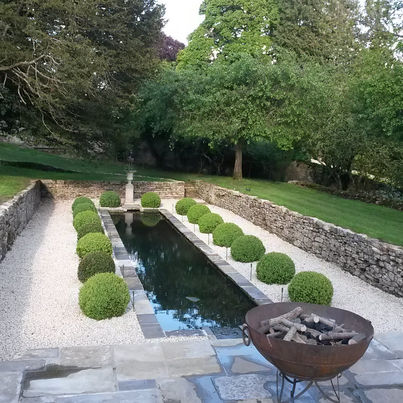 Galanthus Nivalis - Country Garden.jpg