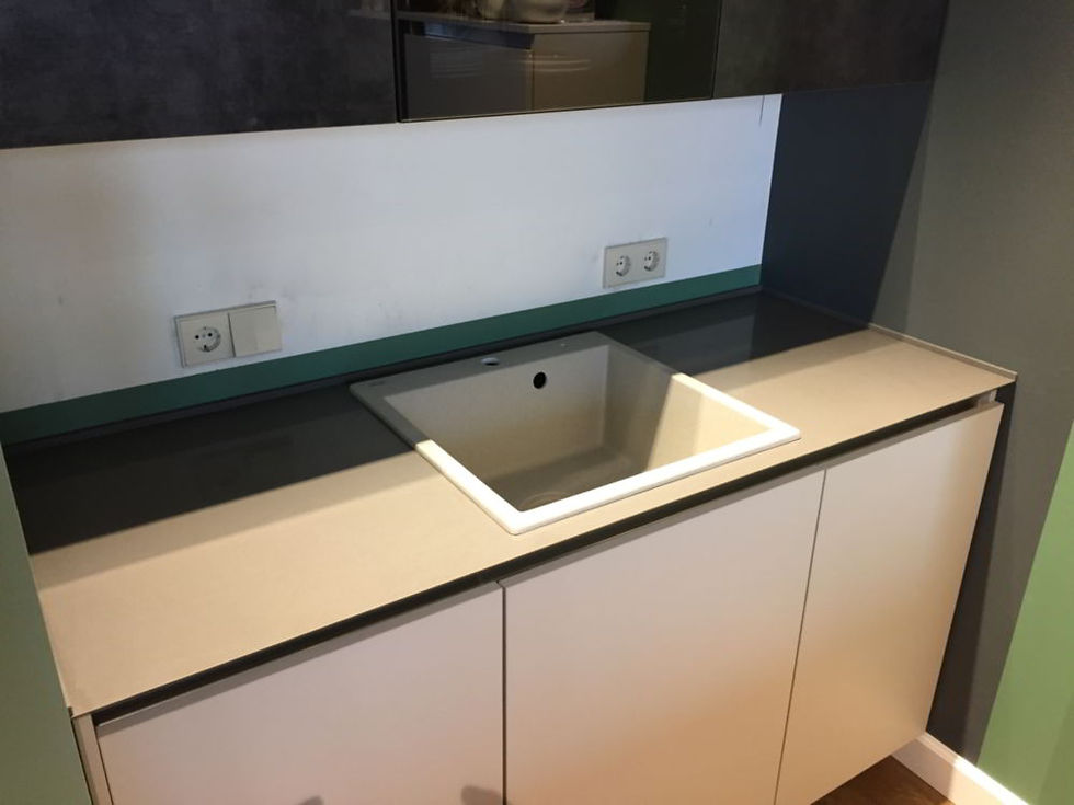 Прев'ю: Столешница в ванную из искусственного камня Avant 1250 Пуатье