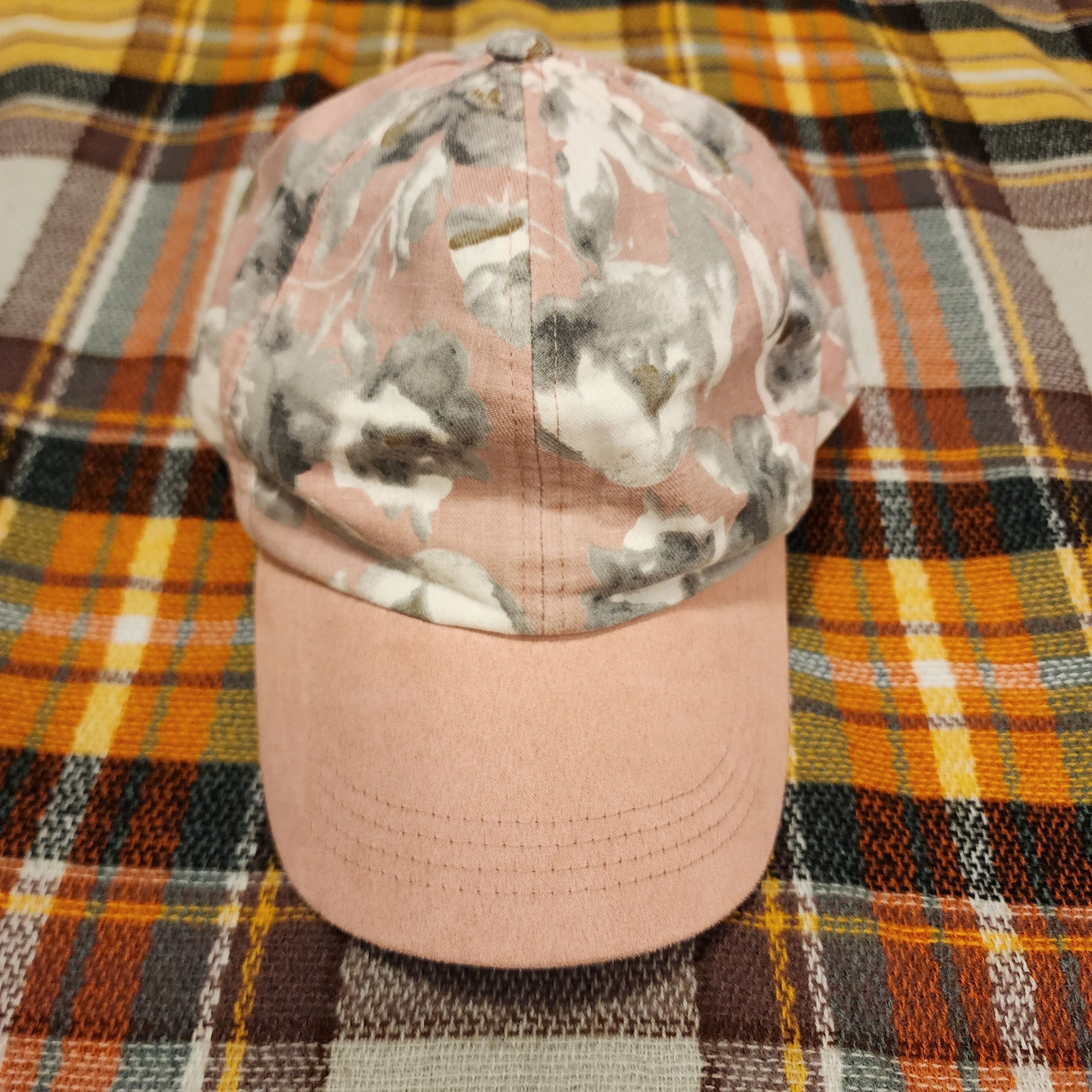 INC International Concepts Women's Blush Pink Floral Hat. EUC.