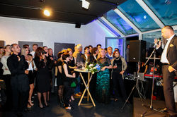 Černá labuť v novém peří, Gravelli