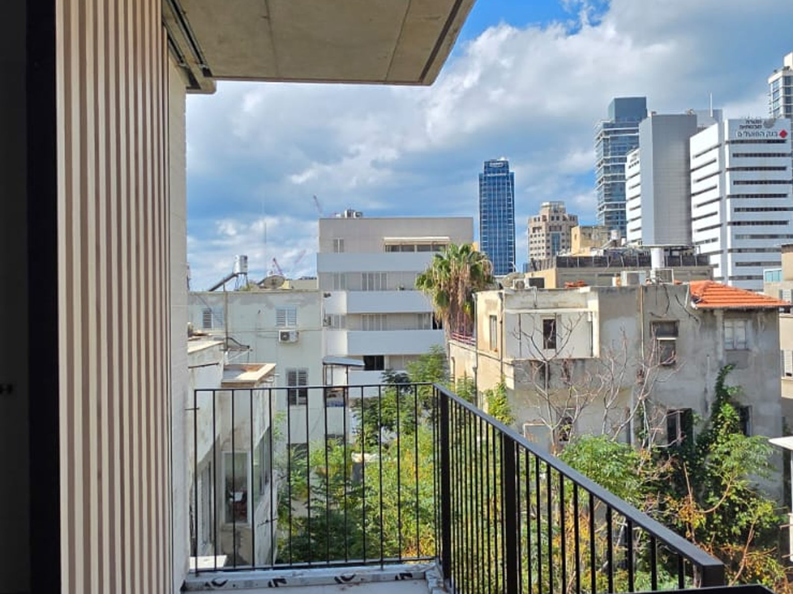 Gan HaHashmal | 3.5 Rooms New Apartments