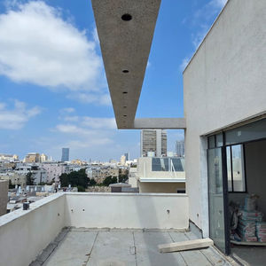 Lev Hair | Duplex Penthouse