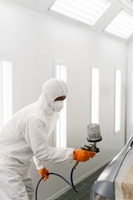 service-worker-painting-car-auto-service (1).jpg