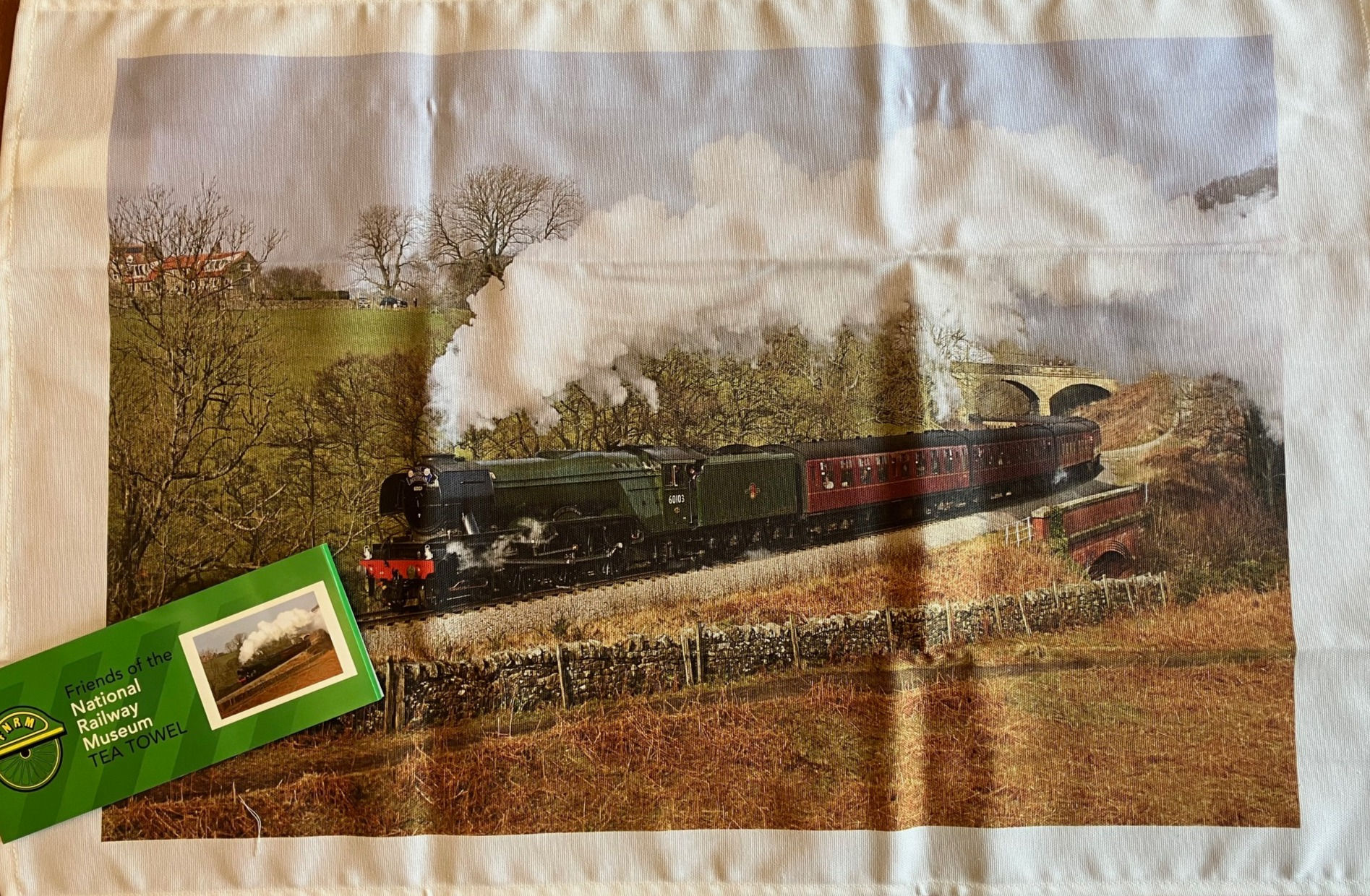 Flying Scotsman tea towel 100% cotton