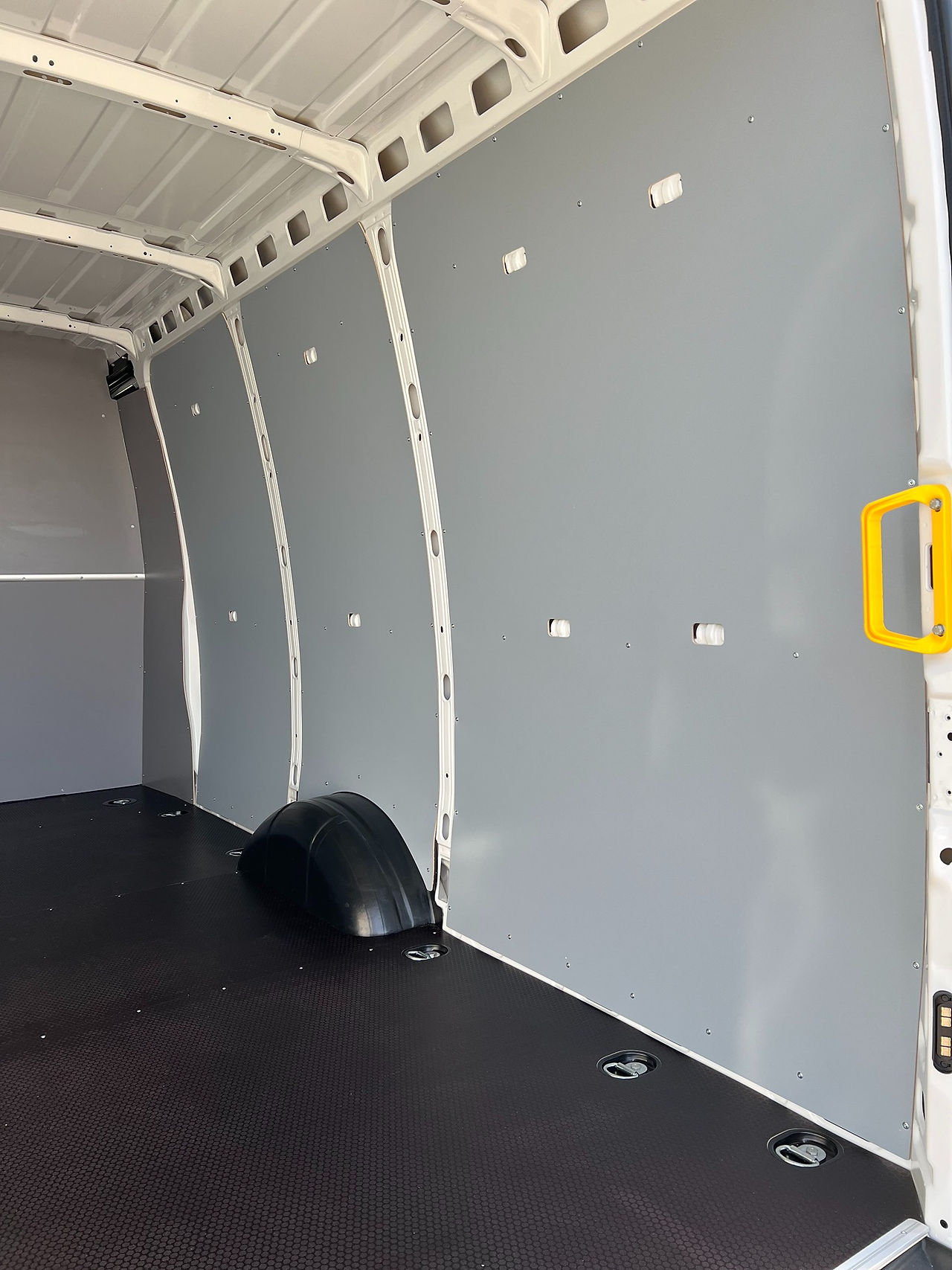 Hoobrid's Iveco Daily van passenger crew cab conversion