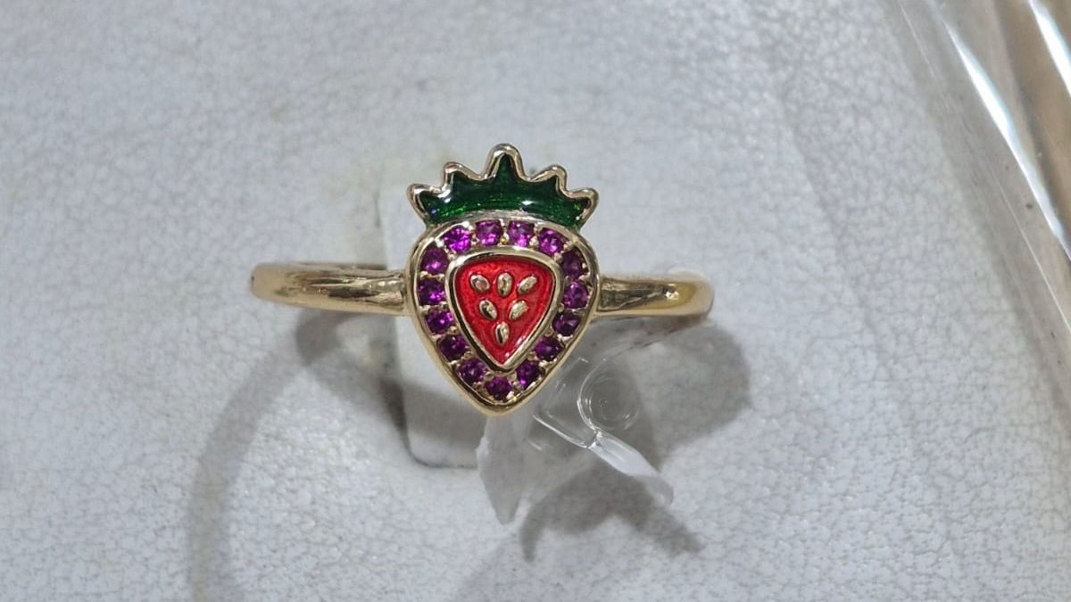 Anillo de fresita