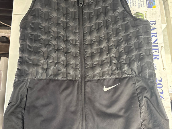 Gilet sans manches Nike Aeroloft noir