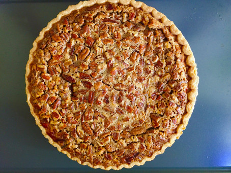 Reluctant Housewife: Pecan Pumpkin Pie
