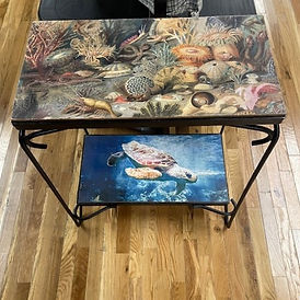 fish stand top.jpg