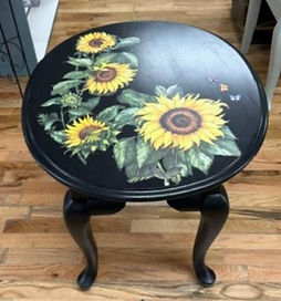 sunflower table.jpg