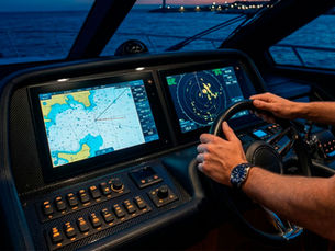 Além do Visível: A Ciência da Navegação Noturna e a Precisão Eletrônica