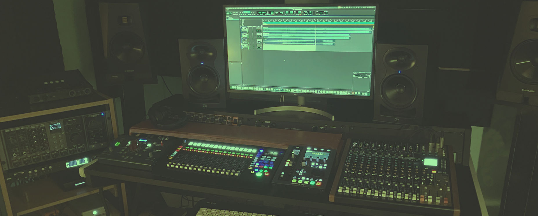 TN_Mastering Website_StudioFull_edited_e