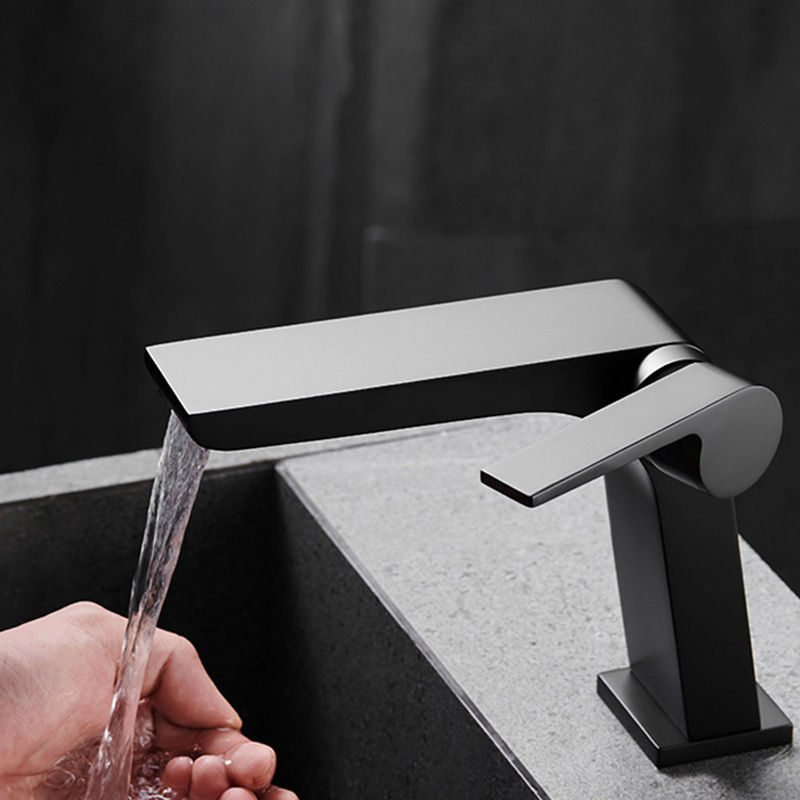 縮圖：Faucet BB-5211 現代简约款不鏽鋼浴室面盤冷热龍頭 全銅精鑄工藝陶瓷閥芯