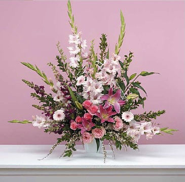Traditional pink fan arrangement 
