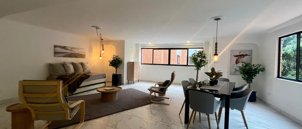 Apartamento en venta reformado con espacios modernos y funcionales.