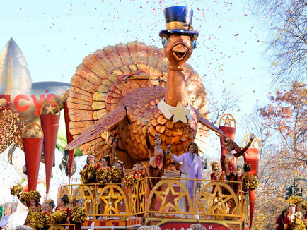 Macy’s Thanksgiving Day Parade Lights Up New York with Buzz Lightyear, Pac-Man and Mario Balloons