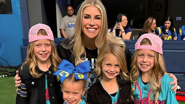 Kelly Stafford and daughters (Image Source: Kelly/IG)