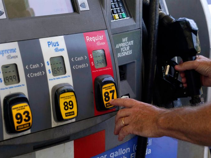 Rising Gas Prices Put Trump’s Iran War Strategy Under Intensifying Political Pressure