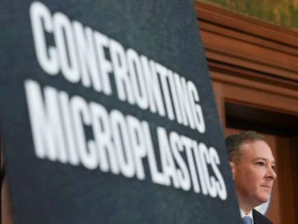 US Agencies Begin Monitoring Microplastics and Pharmaceuticals in Drinking Water Amid Rising Health Concerns