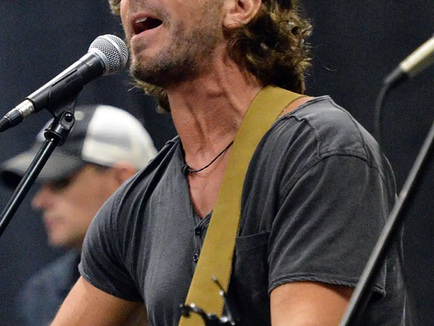 Brett James’ Last Posts Tell of Love Before Tragedy