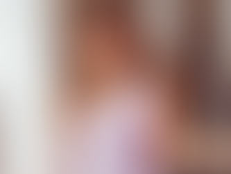 Lizzo Celebrates Her 60 Pound Transformation in a Glittering Pink Moment of Confidence