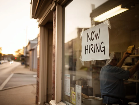 US Small Business Confidence Reaches 11-Month High as Hiring Plans Surge