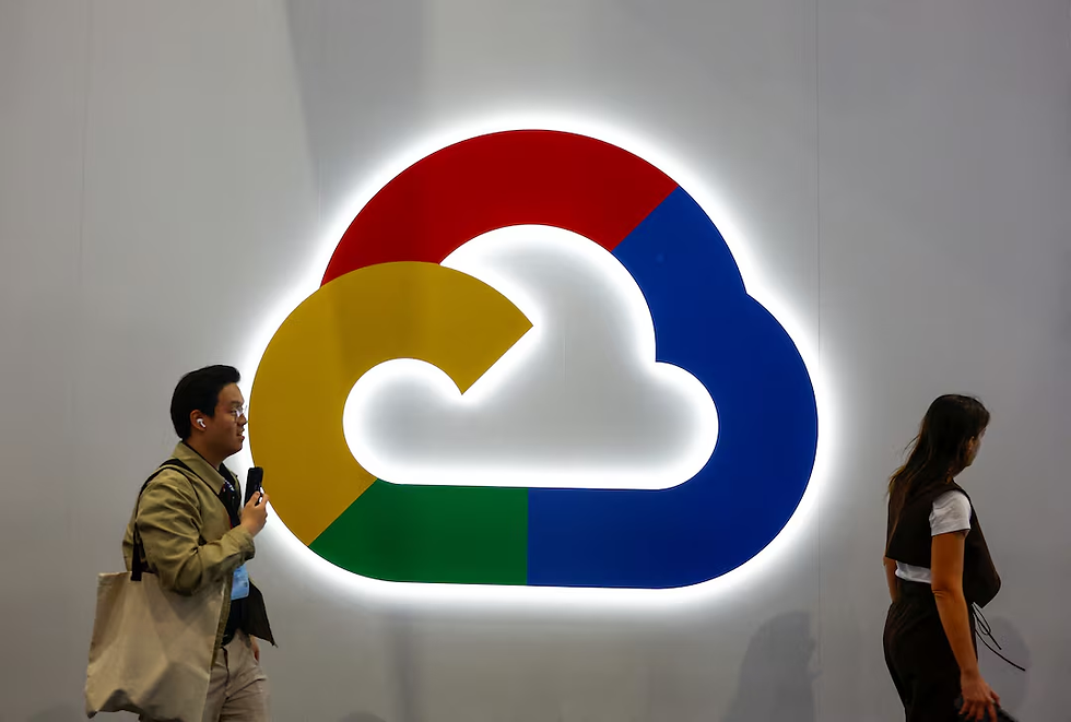 People walk next to the Google Cloud logo, during the 2025 Mobile World Congress (MWC) in Barcelona, Spain, March 4, 2025. REUTERS/Albert Gea