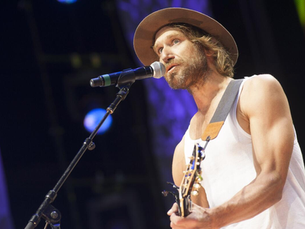 Todd Snider, Beloved Alt-Country Storyteller, Dies at 59